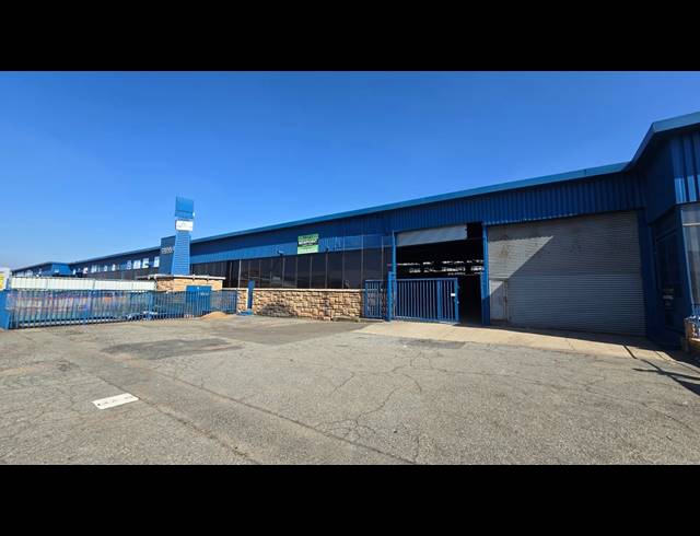 1,458M² WAREHOUSE TO LET IN ISANDO
